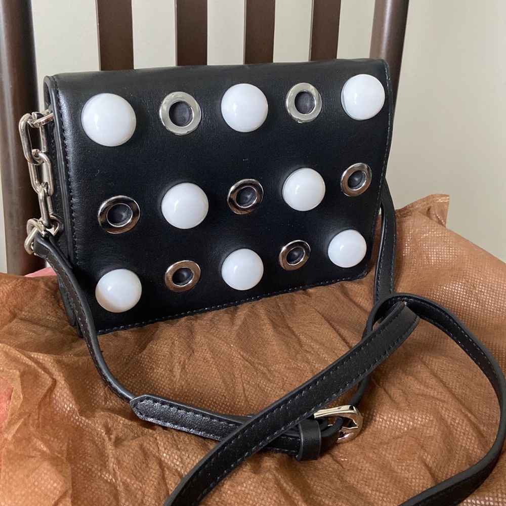 Leather shoulder bag clutch